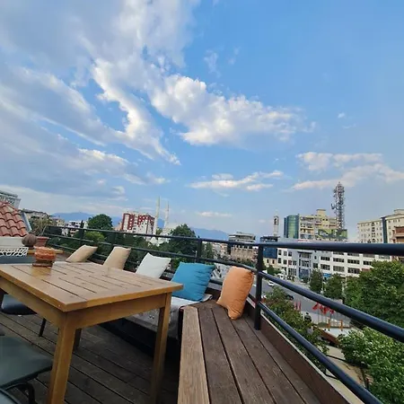 The Rooftop Hostel Shkoder