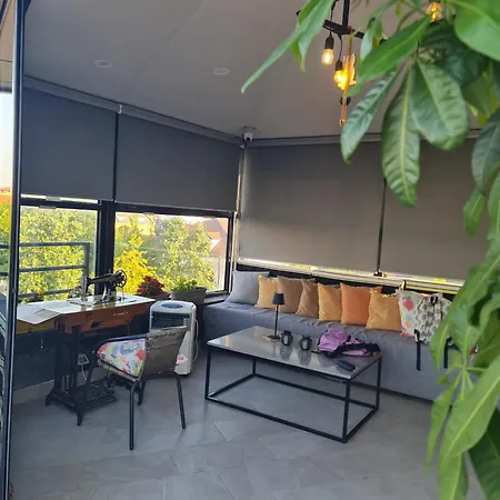 Hostel The Rooftop *