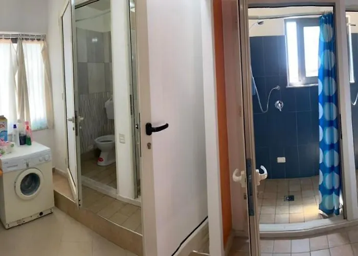 The Rooftop Хостел Шкодер