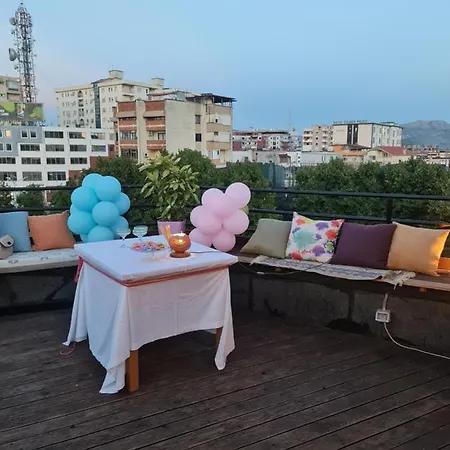 The Rooftop Σκόδρα